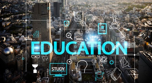 How Digital Transformation is Revolutionizing the Education Industry